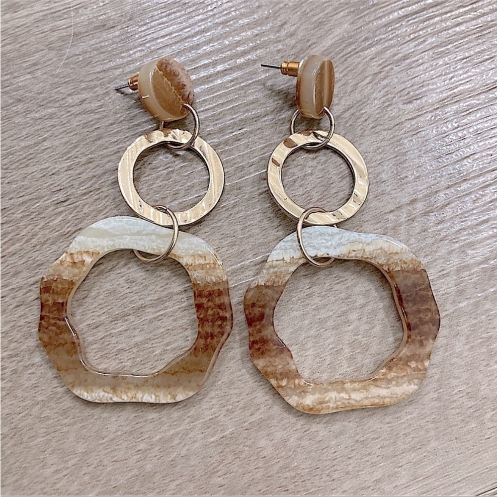 Retro 60s Style Triple Circle Fashion Statement Dangle